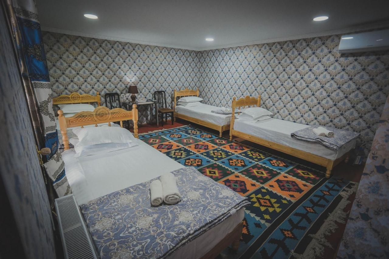 Parivash Guest House Bukhara Bagian luar foto